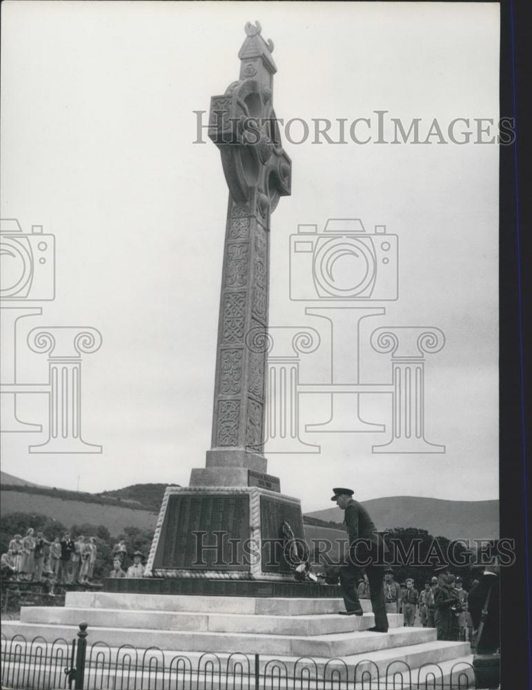 Press Photo Lieut. Gov. H.S. Air-Vice Marshal Sir Geoffrey Rhodes Bromet Tynwald - Historic Images