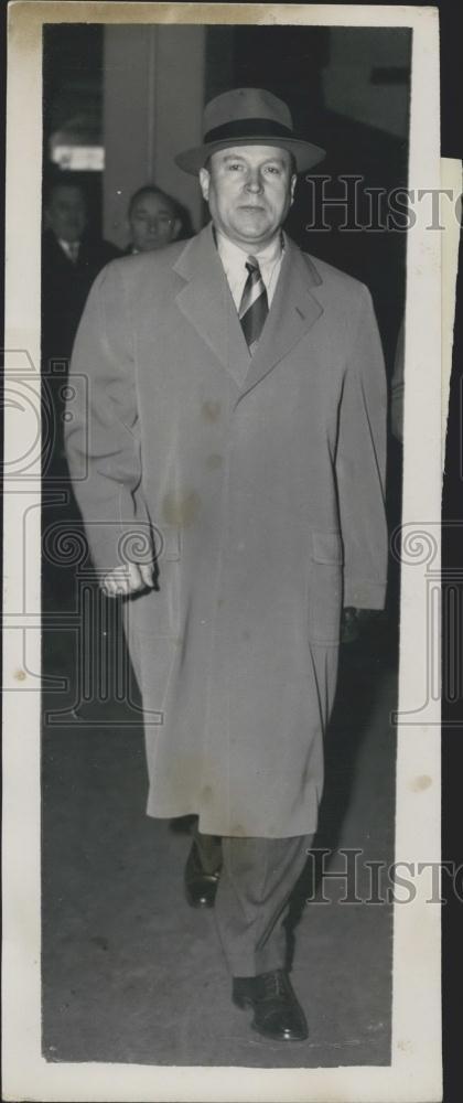 1953 Press Photo Mr. Malik the New Soviet Ambassador to London arrives - Historic Images