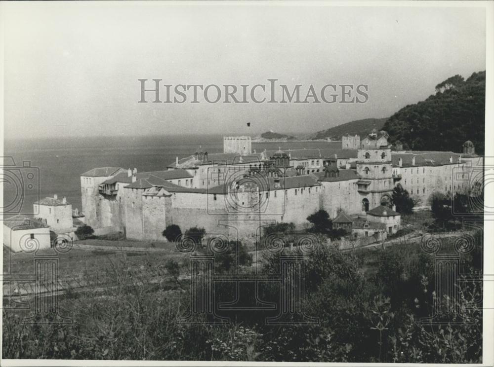 Press Photo Esphigmenou Monastery, Monks, Athos, Greece - Historic Images