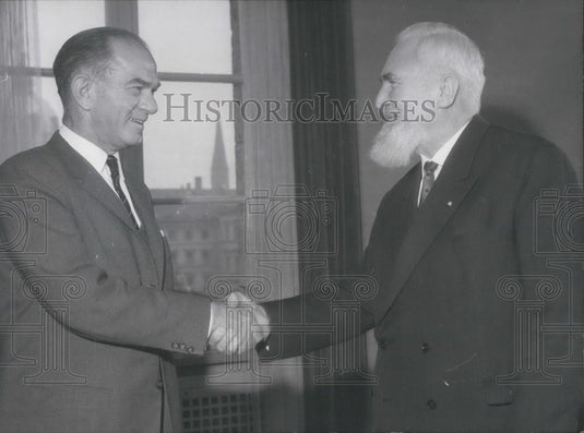 1964 Press Photo James William Fulbright & Barvarian Min Dr. Alois Hundhammer - Historic Images