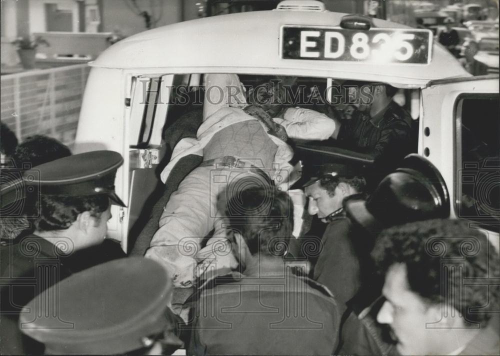 1973 Press Photo Body of Killed Arab Commando - Historic Images