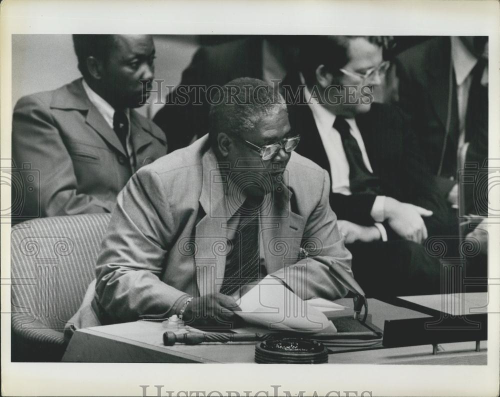 1977 Press Photo Joshua Nkomo Zimbabwe Patriotic Addresses U.N. Security Council - Historic Images