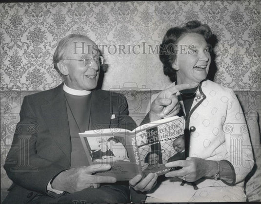 1976 Press Photo Jean Coggan & Husband Dr. Coggan, Archbishop Of Canterbury - Historic Images