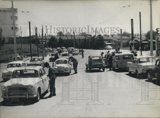 Press Photo Huge police operations in Algiers - Historic Images