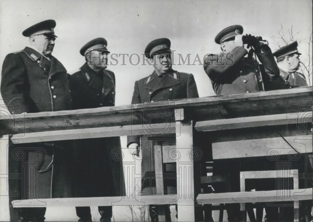 1962 Press Photo manoeuvres in Hungary Marshall Malinowsk Gyula Uszta Leontin Sa - Historic Images