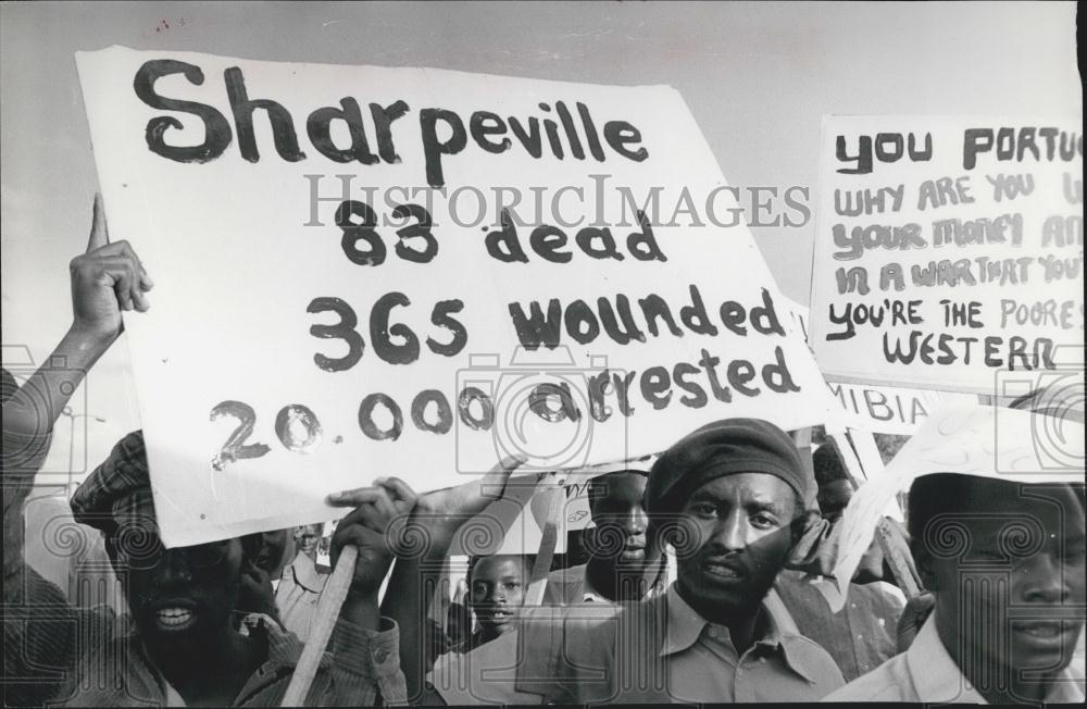 1974 Press Photo Anti-Aparthedl demonstration in Nairobi - Historic Images