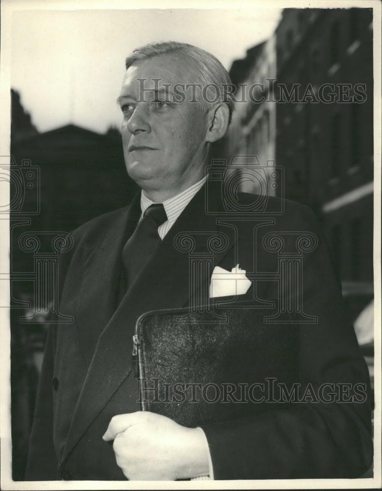 1957 Press Photo Mr. Benjamin McCarty ,Union leader - Historic Images