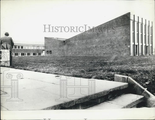 Press Photo The Ringe Prison In Island of Funen Denmark-Men And Women Meet 1 Hr - Historic Images
