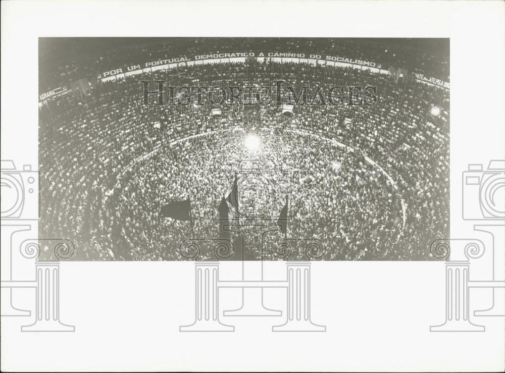 Press Photo Lisbon-Portugal meeting de PCP (Portuguese Communist Party). - Historic Images