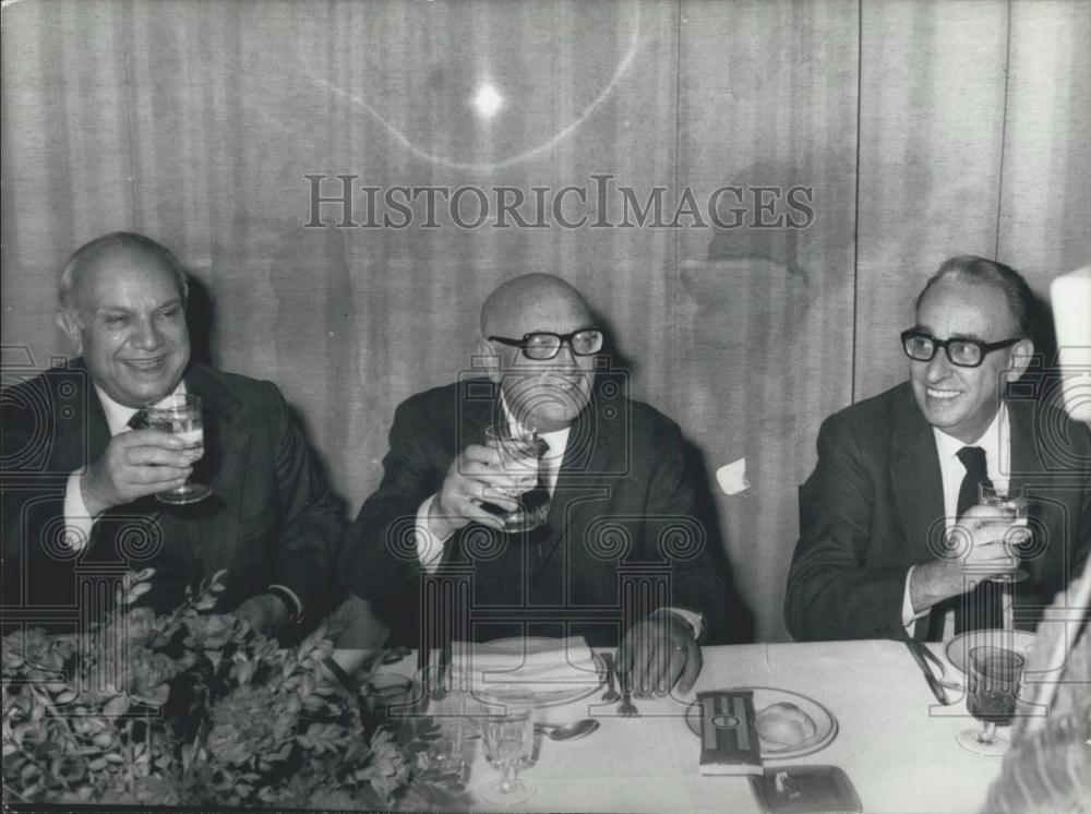 1971 Press Photo Pietro Nenni, (center)Francesco De Martino &amp;Giacomo Mancini, - Historic Images