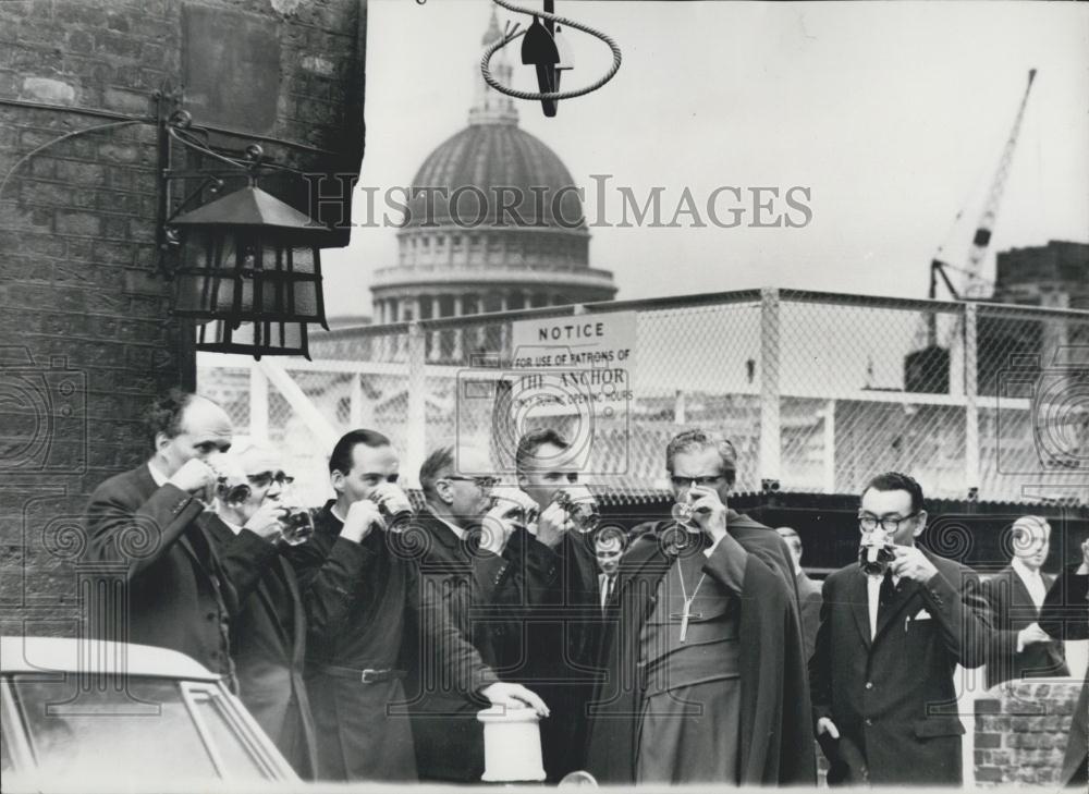 Press Photo Dr. Mervyn Stockwood &amp; new clergymen - Historic Images