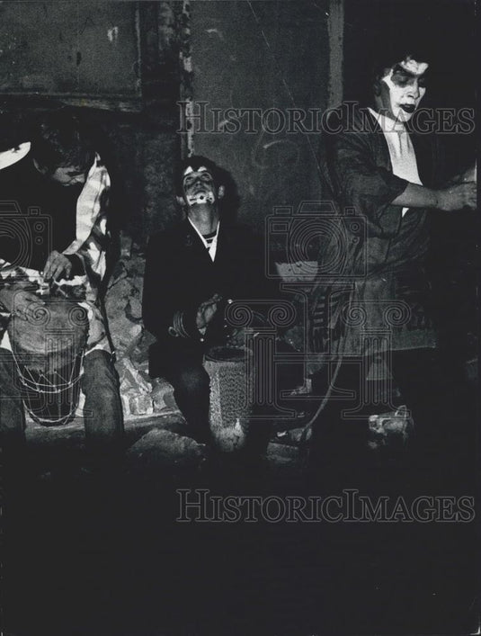 Press Photo Amsterdam Teenagers While Using Amphetamine - Historic Images