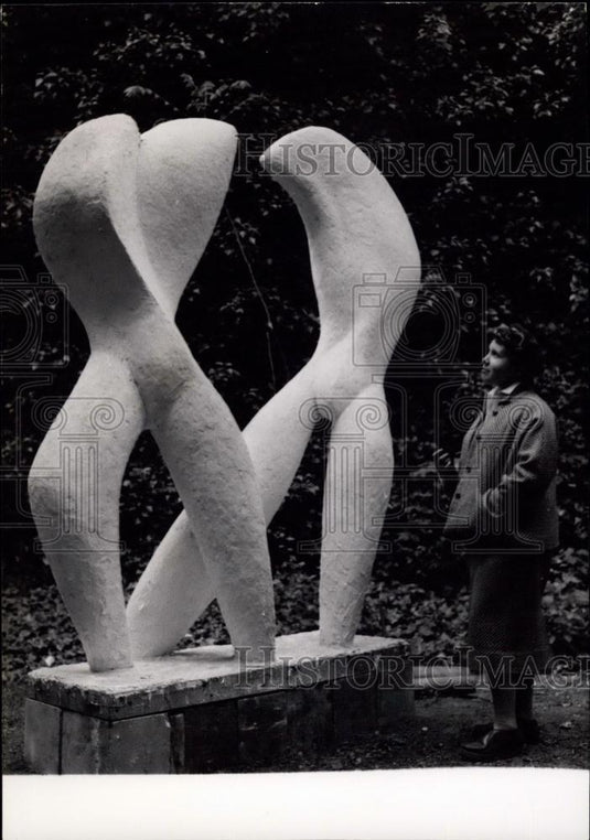 1954 Press Photo Young Sculptors Exhibit: "Figure" by Jean Matisse - Historic Images