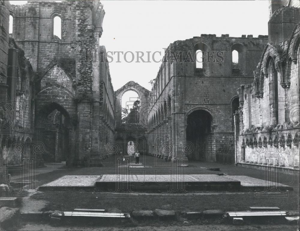 Press Photo Fountains Abbeyin the west riding of Yorkshire - Historic Images