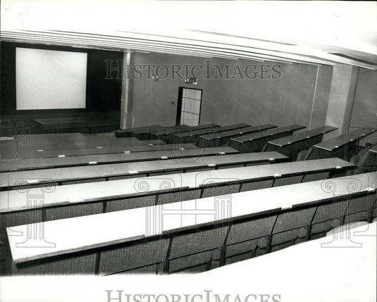Press Photo Scotland Yard New Headquarters Briefing Room - Historic Images
