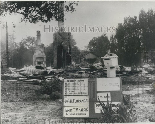 Press Photo Hundreds Homeless in Australian Bush Fires - Historic Images