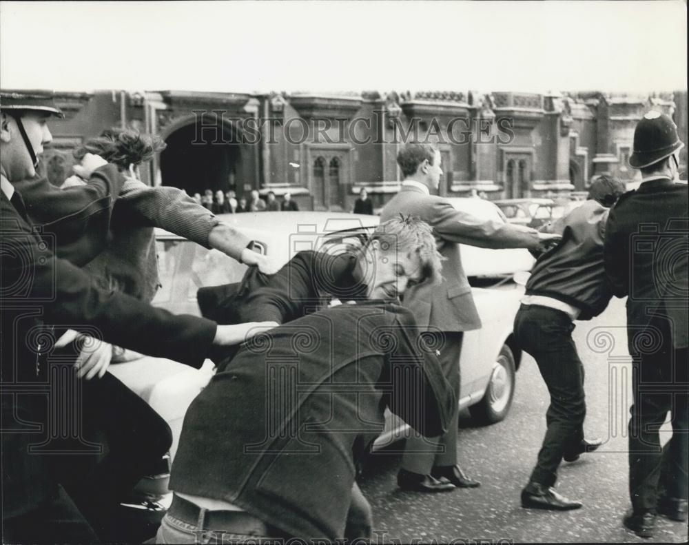 1968 Press Photo Dockers, Anti-Racial Demonstrators, House of Commons - Historic Images