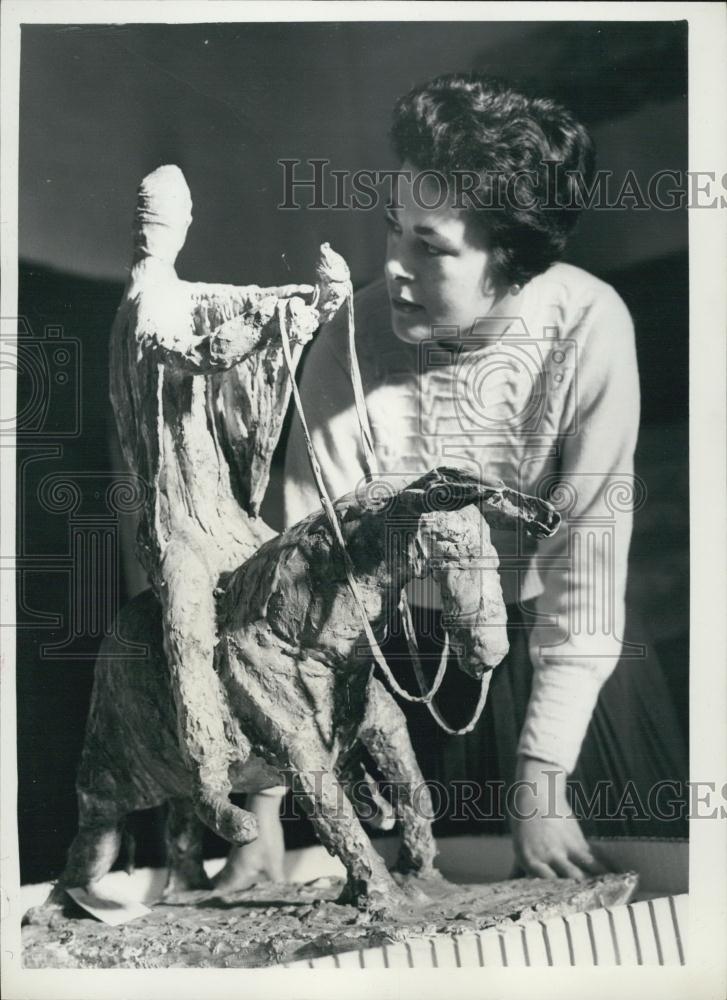 1960 Press Photo Christ on a Donkey-Assembly Hall, Lambeth Town Hall - Historic Images