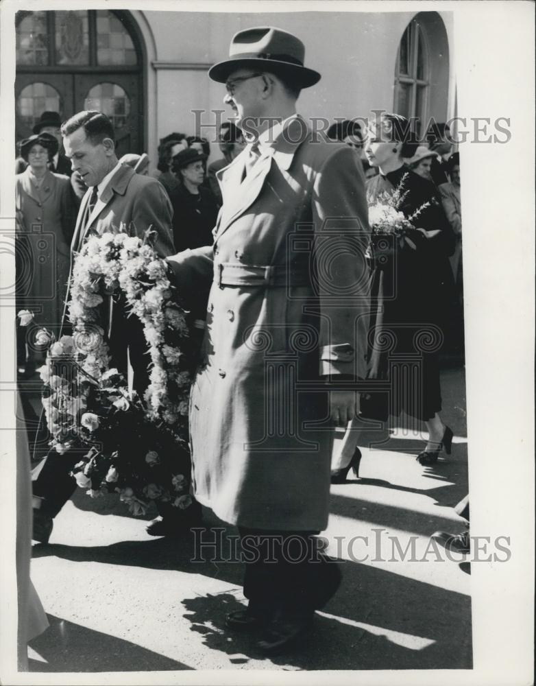 Press Photo Shakespeare Anniversary at Strattford-on-Avon - Historic Images