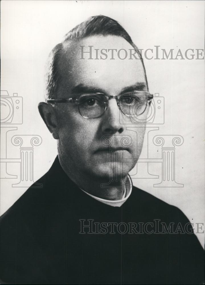 1964 Press Photo Vicar General of the Society of Jesus John Swain - Historic Images