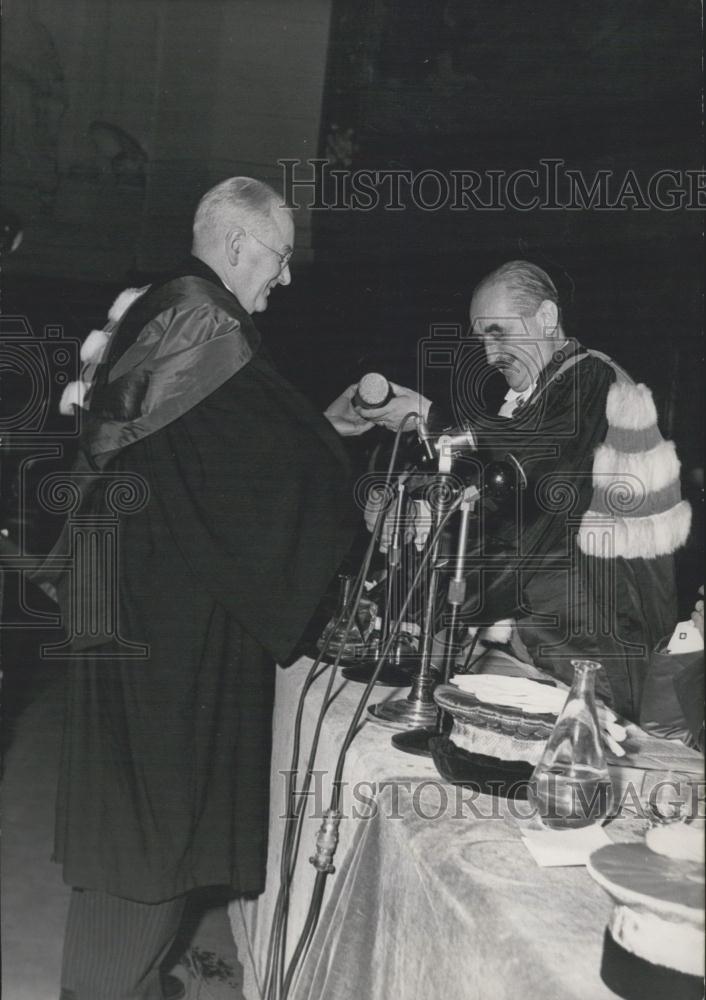 1953 Press Photo Dean of Paris University, M.Sarrailh and Sir James Learmouth - Historic Images