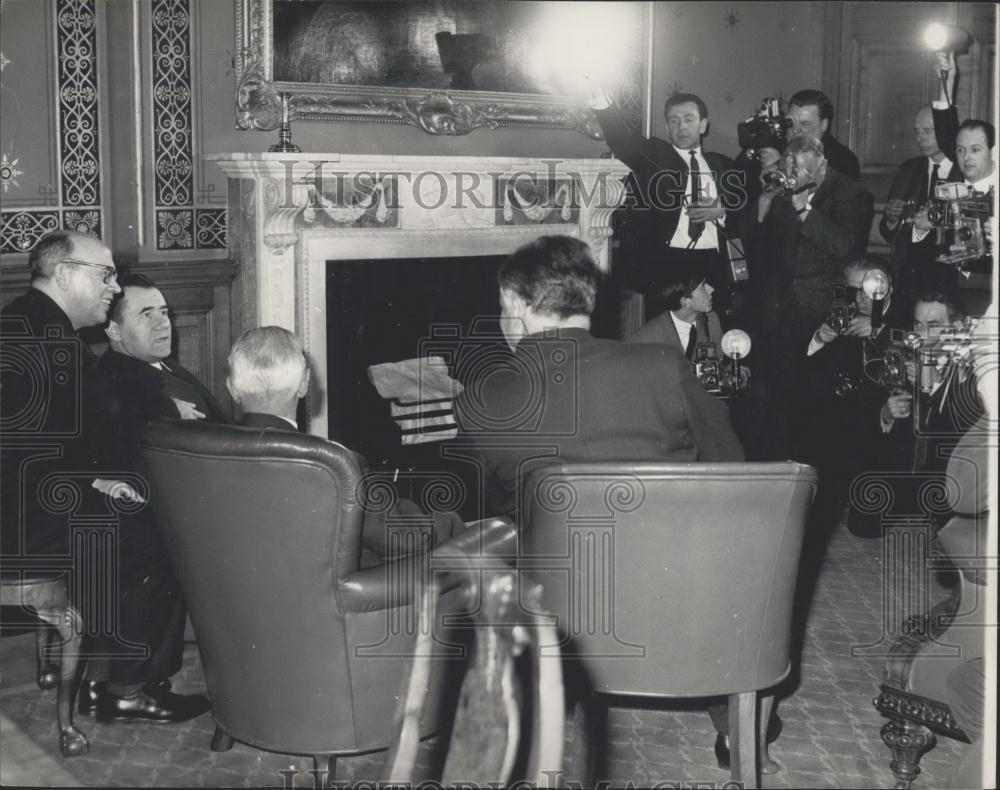 1965 Press Photo Soviet Foreign Minister Mr. Gromyko &amp; Michael Stewart - Historic Images