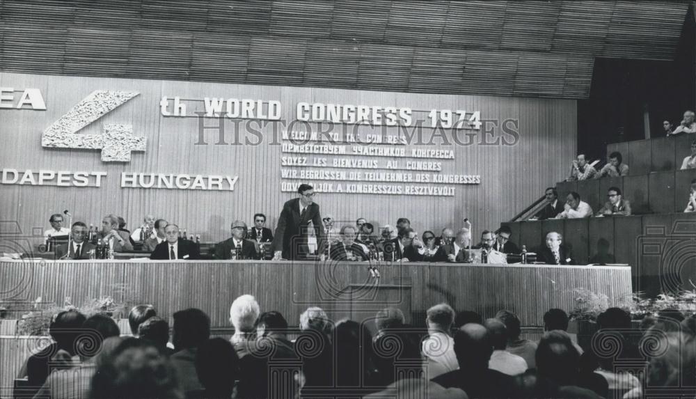 1974 Press Photo 4th World Congress of Economists held in Budapest - Historic Images