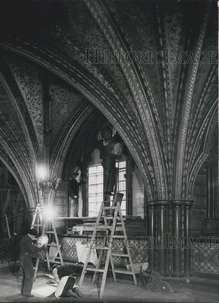 Press Photo Crypt Below St. Stephan's - Historic Images