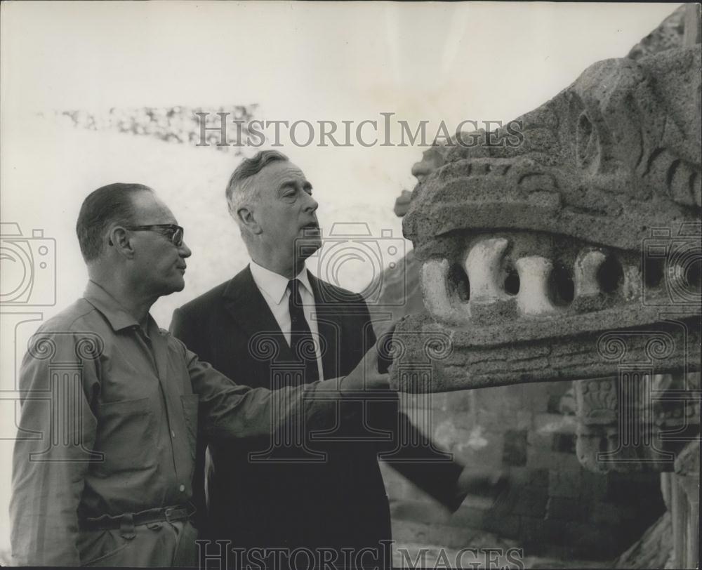 1963 Press Photo Earl Mountbatten in Mexico - Historic Images