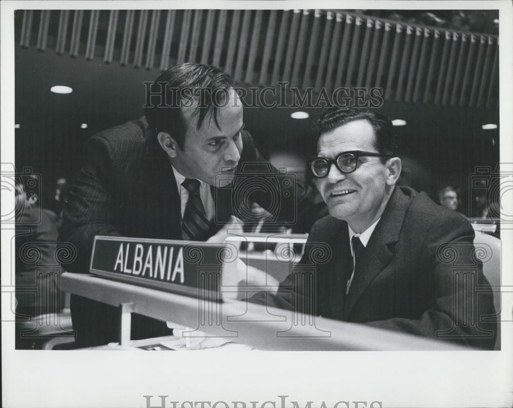 1971 Press Photo United Nations Vice Minister Rais Malux Ricarde Larcon - Historic Images