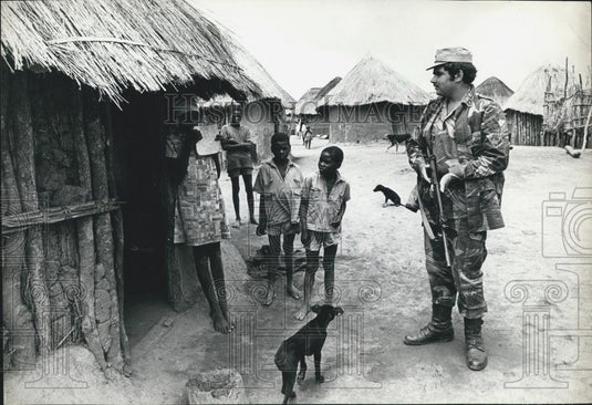 Press Photo Rhodesian Army Voluntarily Patrols Protected Village at Camp Seven - Historic Images