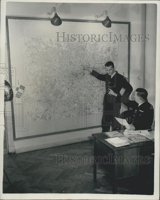 1961 Press Photo Chief Supt Weler, Deputy Supt Bass, State Assignments Board - Historic Images