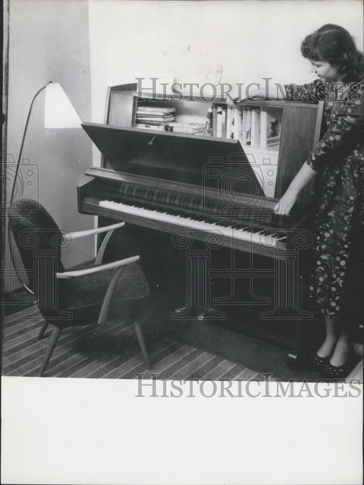 Press Photo Leipsig Pianoforte Factory in Boehlitz-Ehrenburg - Historic Images