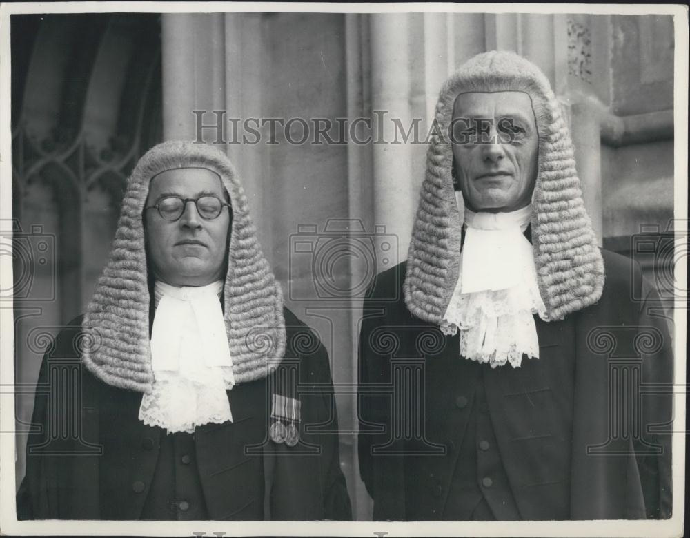 1956 Press Photo Queen&#39;s Council Members Mr. Neil Lawson Mr. Stephen Chapman - Historic Images