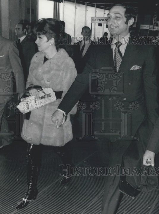 1969 Press Photo Gina Lollobrigida and fiance George Kauffman - Historic Images
