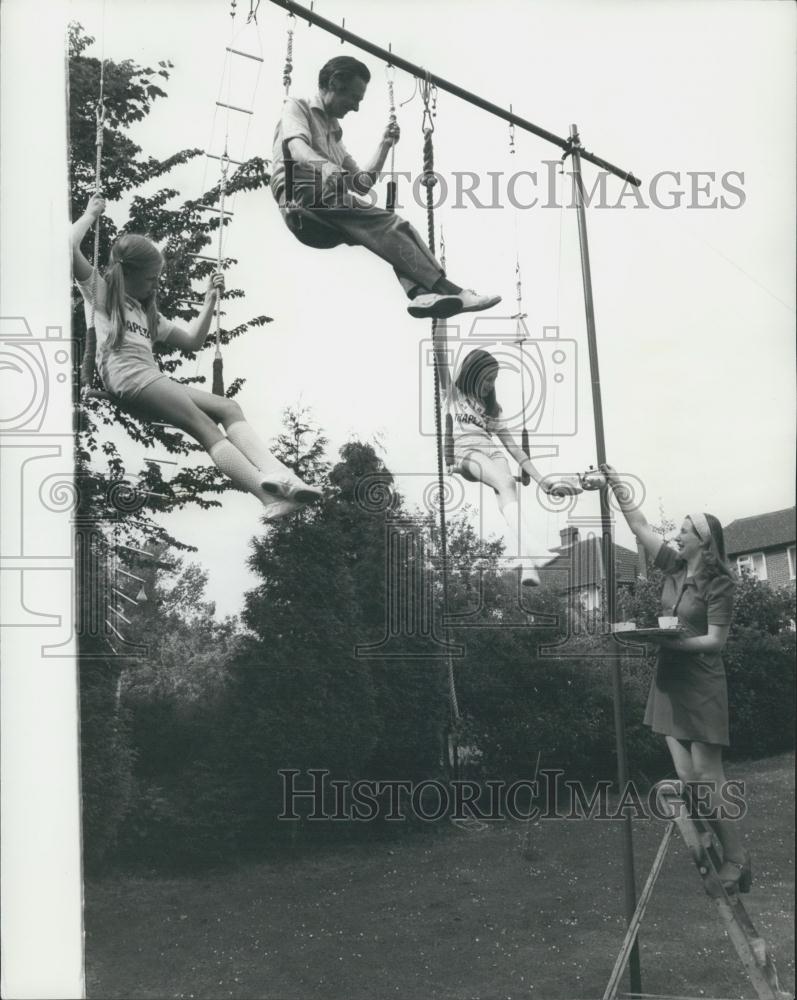 Press Photo Smith Family Trapeze Practice - Historic Images