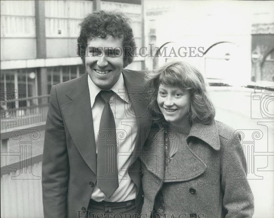 1976 Press Photo Peter Hain and wife Patricia - Historic Images