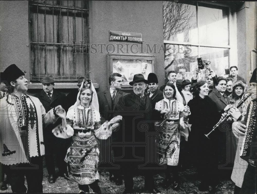 Press Photo Elections For People's Councils In Bulgaria - Historic Images