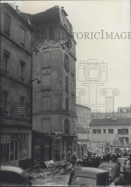 1960 Press Photo Val d'Oise Apartment after an Explosion - Historic Images