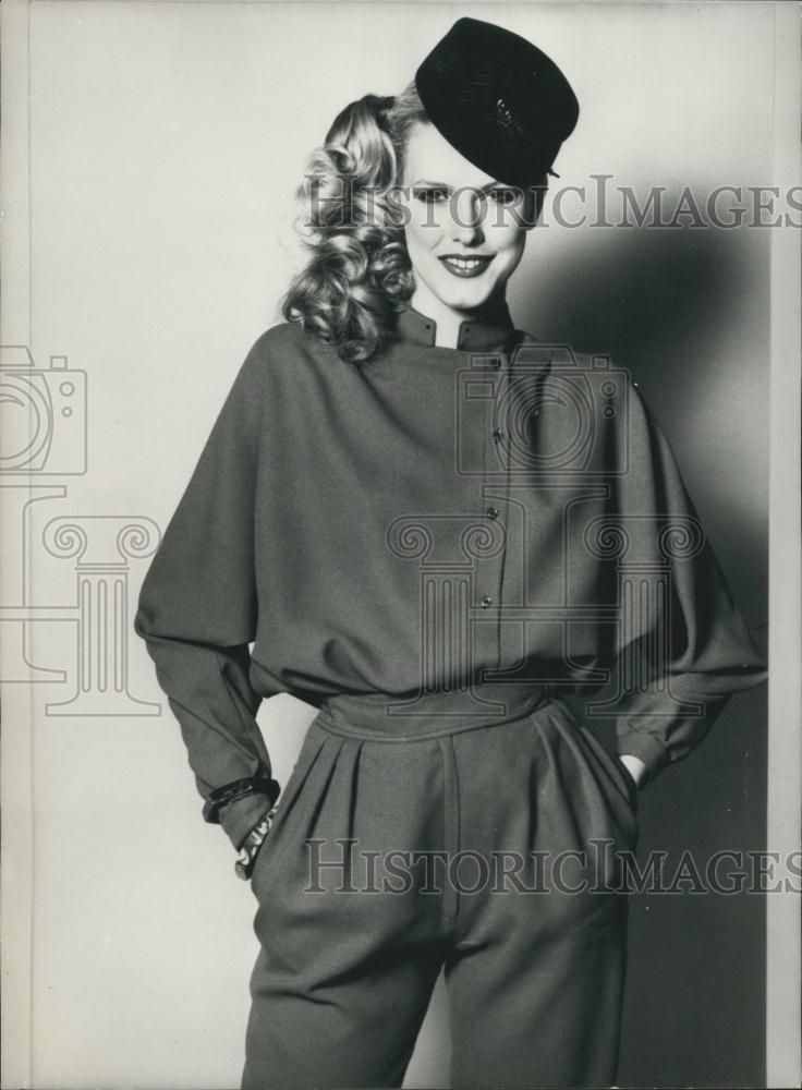 1979 Press Photo Paco Rabanne Outfit from Autumn and Winter Collection ...