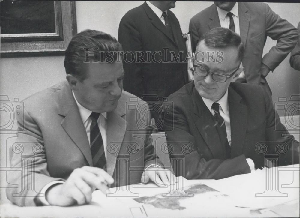 1967 Press Photo German Finance Minister Strauss and Economic Minister Schiller. - Historic Images