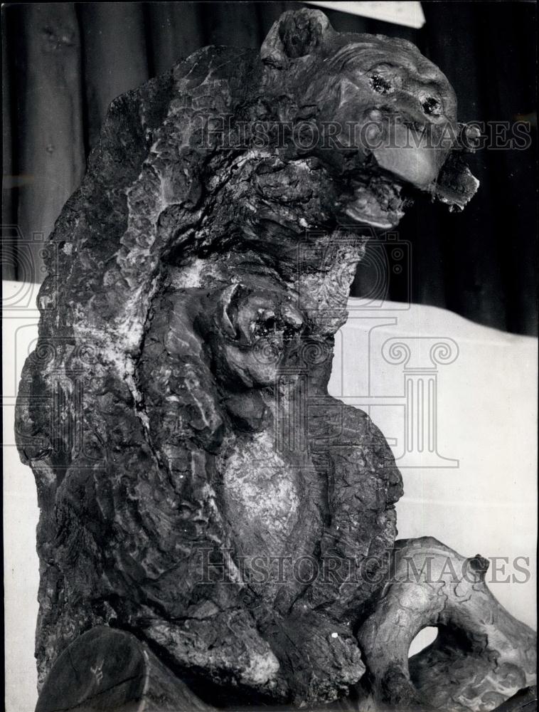 Press Photo "Art" from roots. Ape. - Historic Images