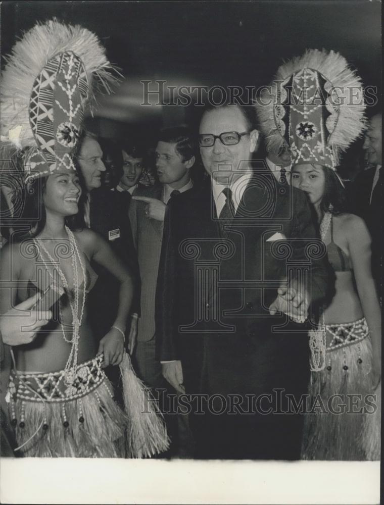 Press Photo Prime Minister Raymond Barre and Minister Michel Poniatowski - Historic Images