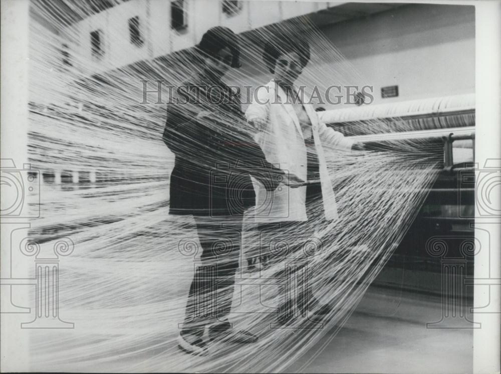 1970 Press Photo Chemical Fiber Machine in Bulgaria - Historic Images