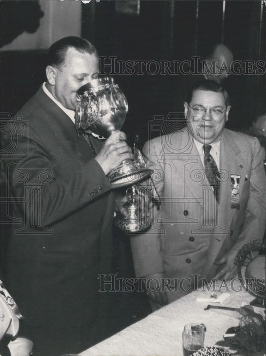 1951 Press Photo Former Master Bakers Return to Germany. - Historic Images