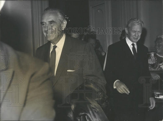 1968 Press Photo Averell Harriman & Couve de Murville, Quai d'Orsay, Paris - Historic Images