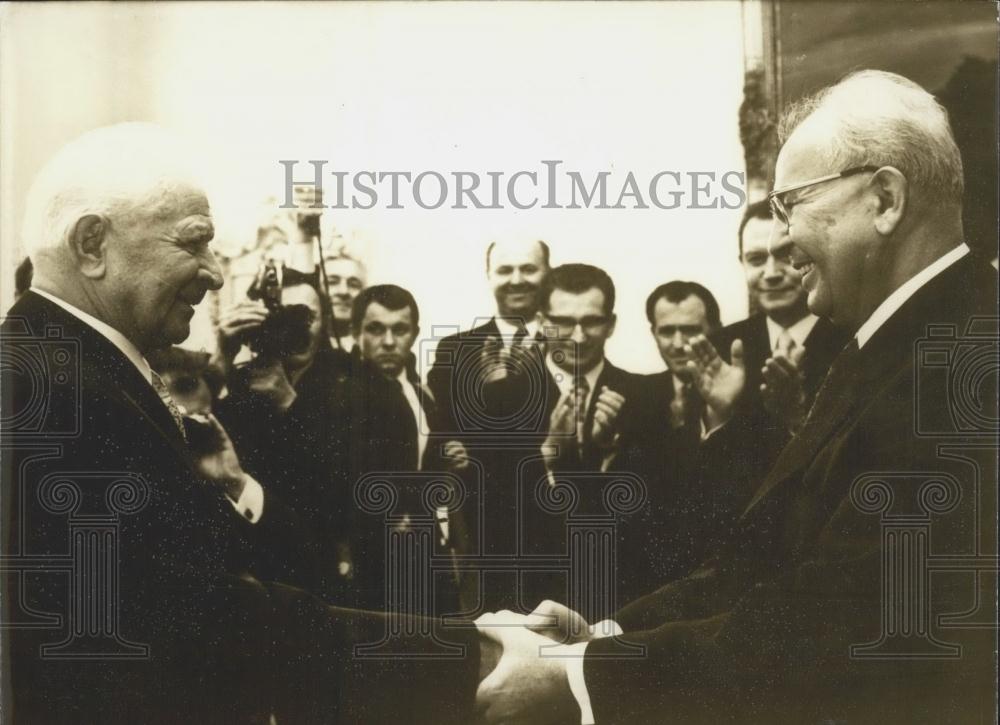 1973 Press Photo Gustav Husak Congratulates President Svoboda, Prague Chateau - Historic Images