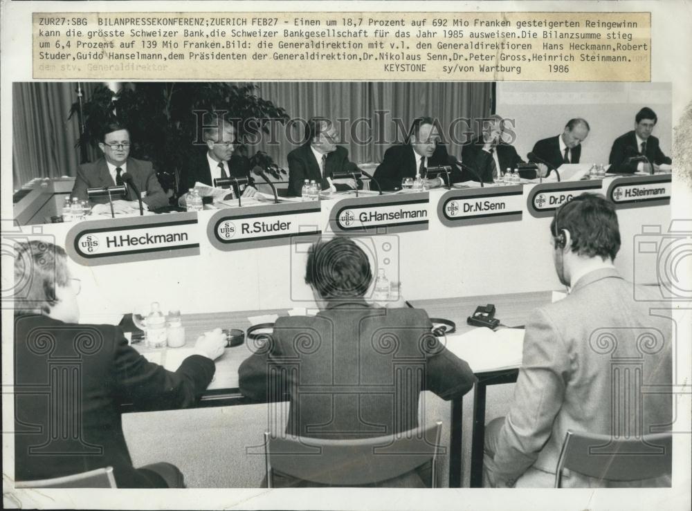 1985 Press Photo Press Conference for Swiss Federal Balance in Zurich. - Historic Images