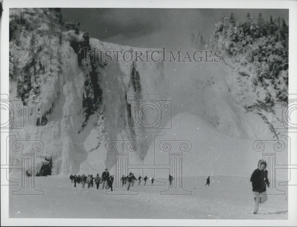 Press Photo Montmorency Fall Quebec In Winter - Historic Images