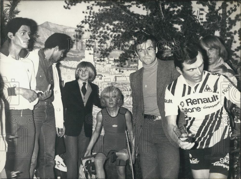 1980 Press Photo Yanick Noah, Patrice Martin, & Bernard Hinault with Wax Statues - Historic Images